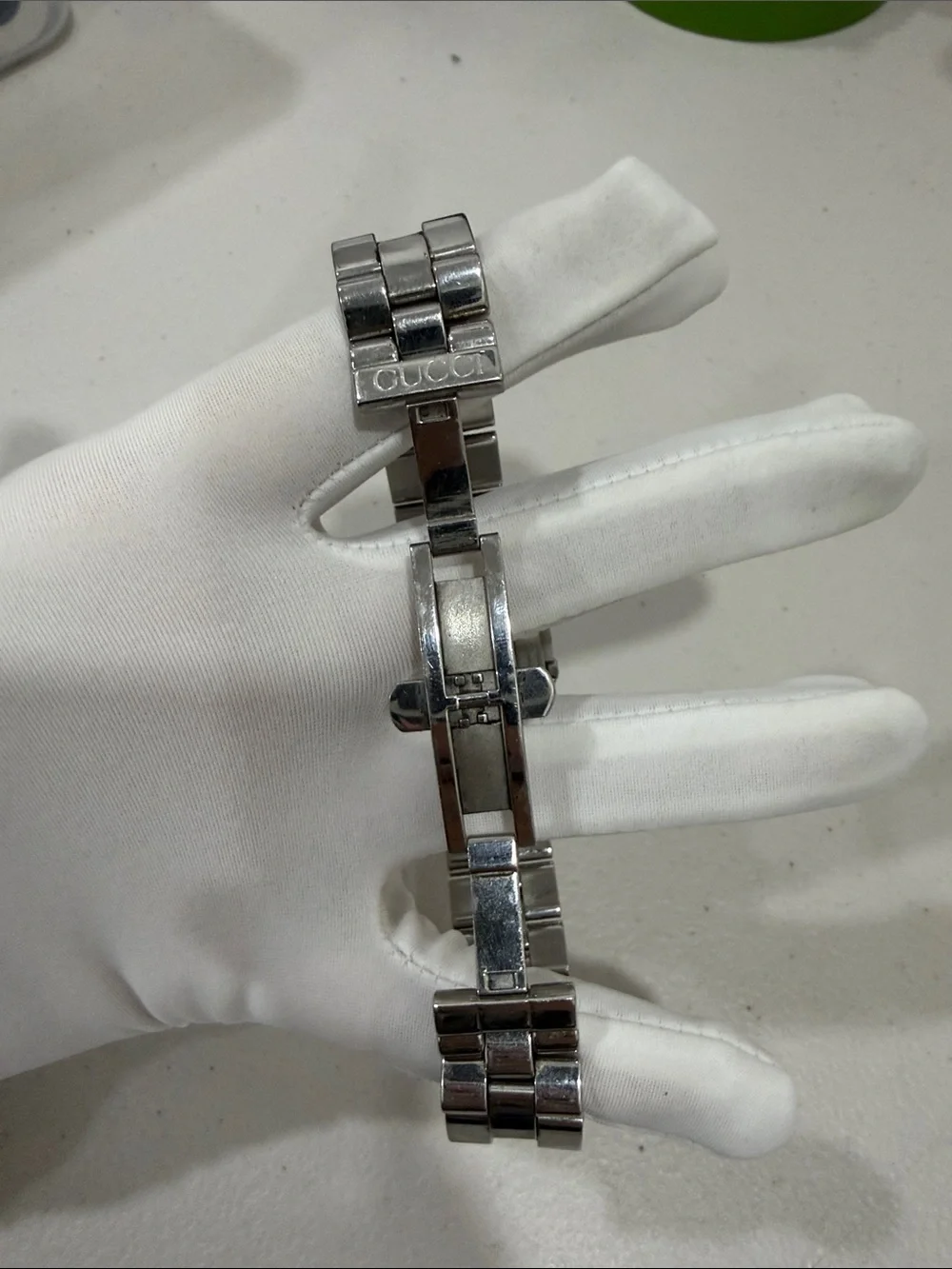 Gucci bracelet watch